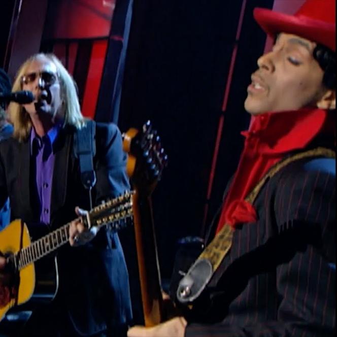 While My Guitar Gently Weeps